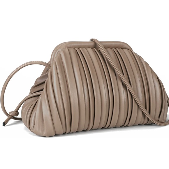 Gorgeous PU Leather Clutch. Taupe. Excellent condition. - Picture 2 of 12